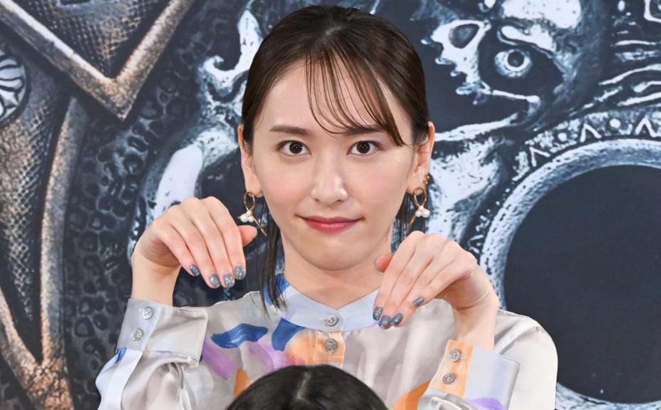 34歲的新垣結衣宣傳新片《GHOSTBOOK妖怪圖鑑》,大擺賣萌甫士。