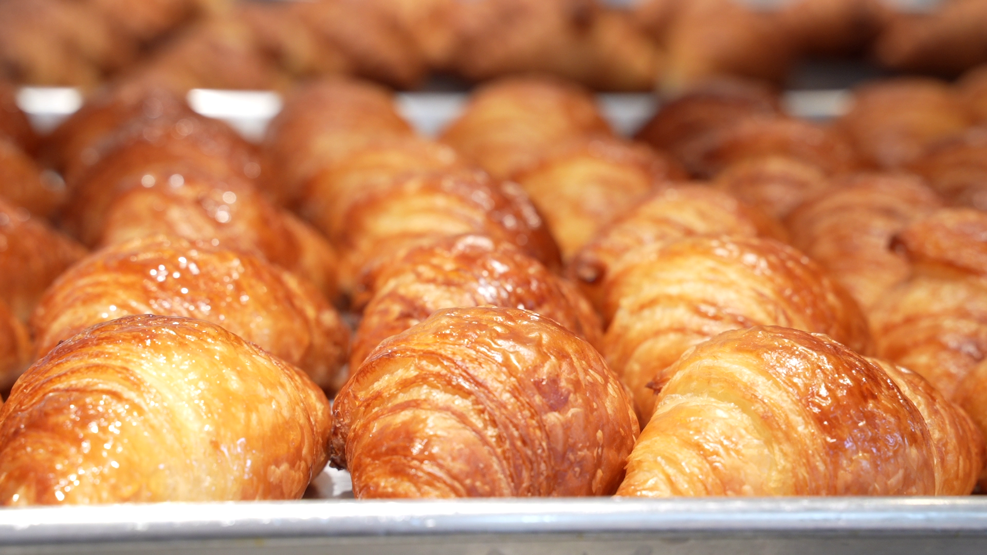 全部由日本直送,再每日在香港店內新鮮焗製,100%還原日本味道!