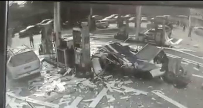 石油氣加氣意外