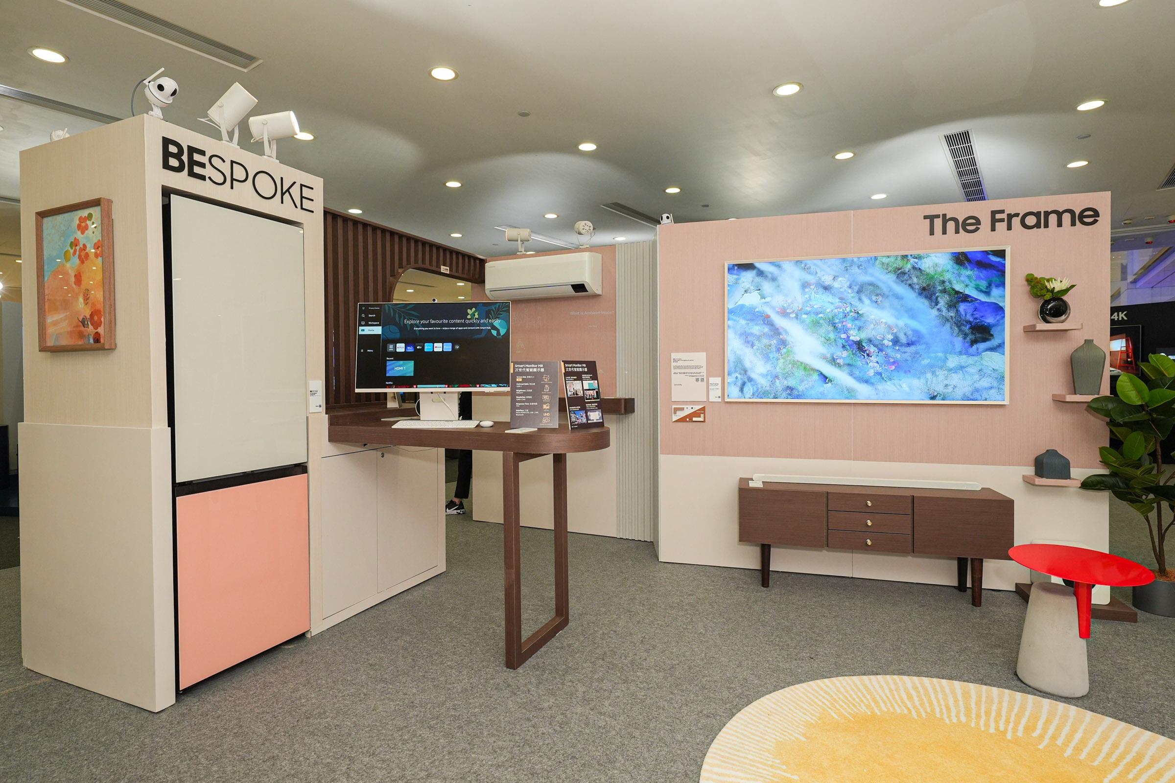 The Frame電視可以自行揀選不同畫框,內置不同藝術館的畫作,為家中增添藝術氣息;更可以展示自己買回來的NTF。