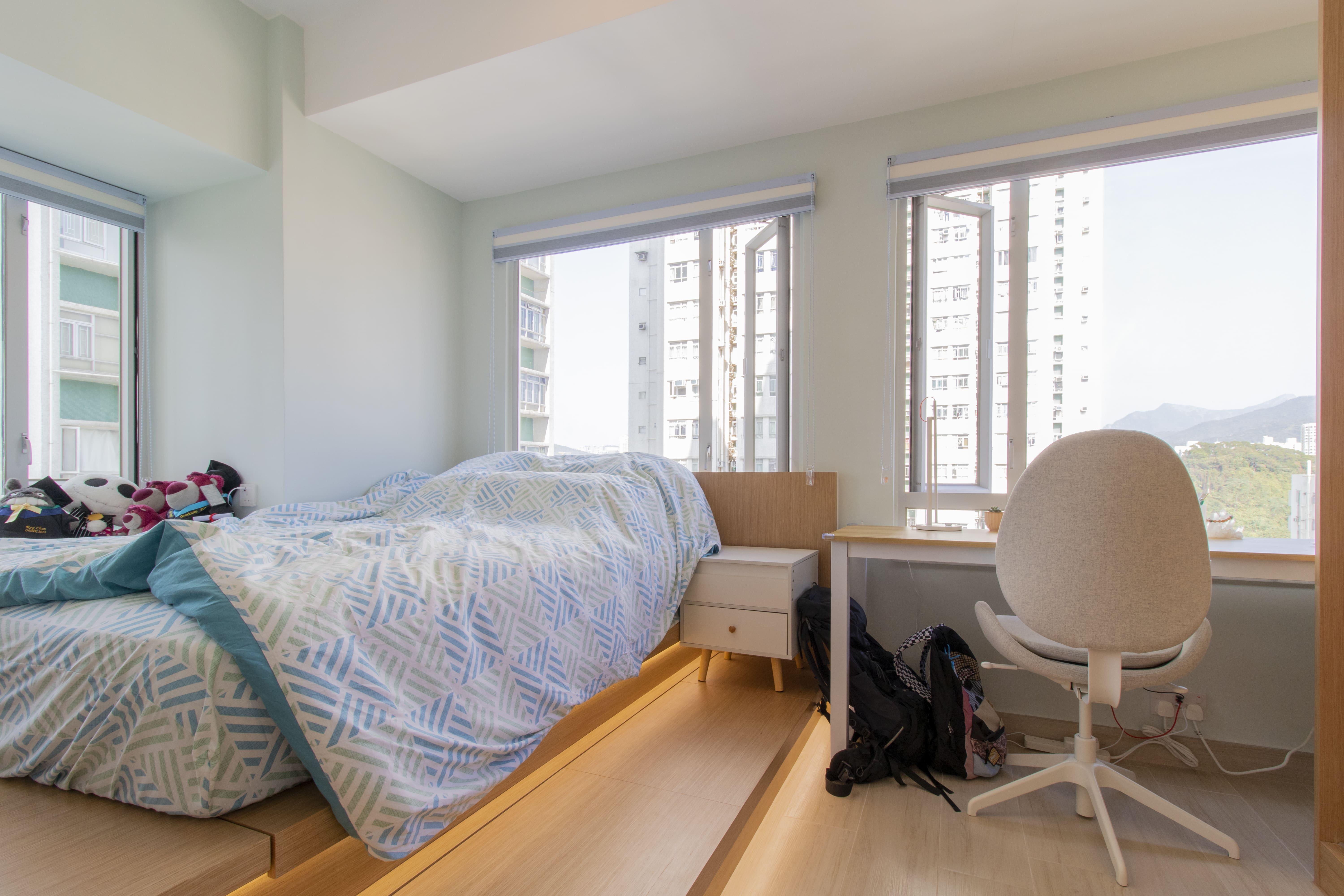 睡房的睡眠區安裝了地台及油壓床