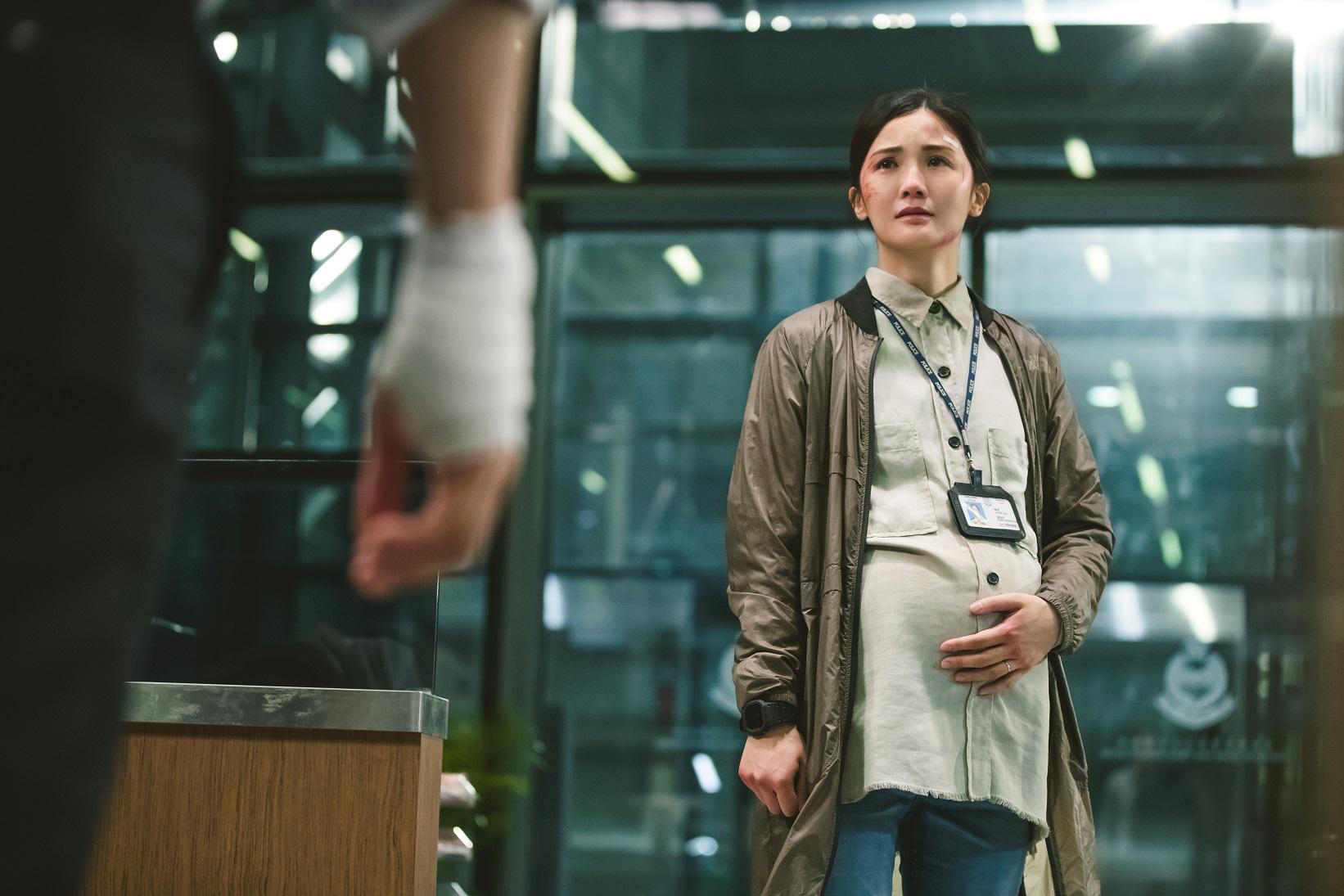 阿Sa為了演大肚婆,花不少時間在研究網上短片。