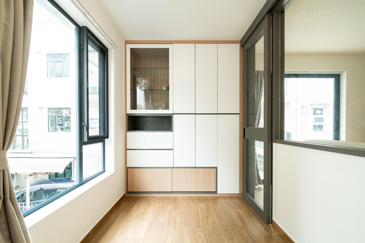 訂造高身到頂的大型儲物櫃