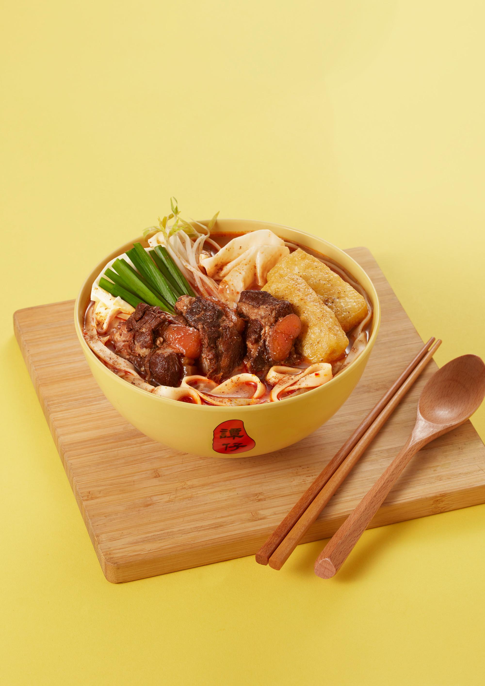 濃汁豬軟骨寬麵