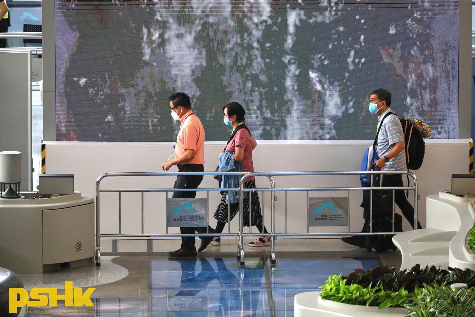 阿Mo父母於今日清晨已從多倫多飛抵香港。(圖片獲PSHK授權刊登)