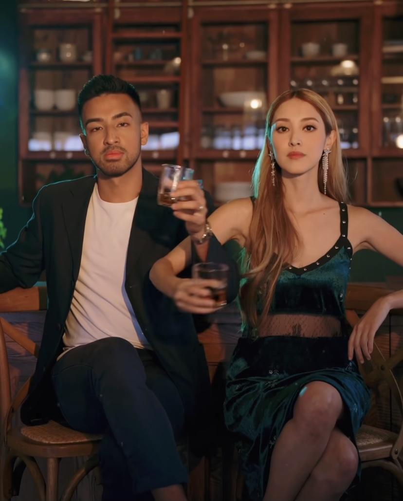 陳凱琳與弟弟Derek感情要好。