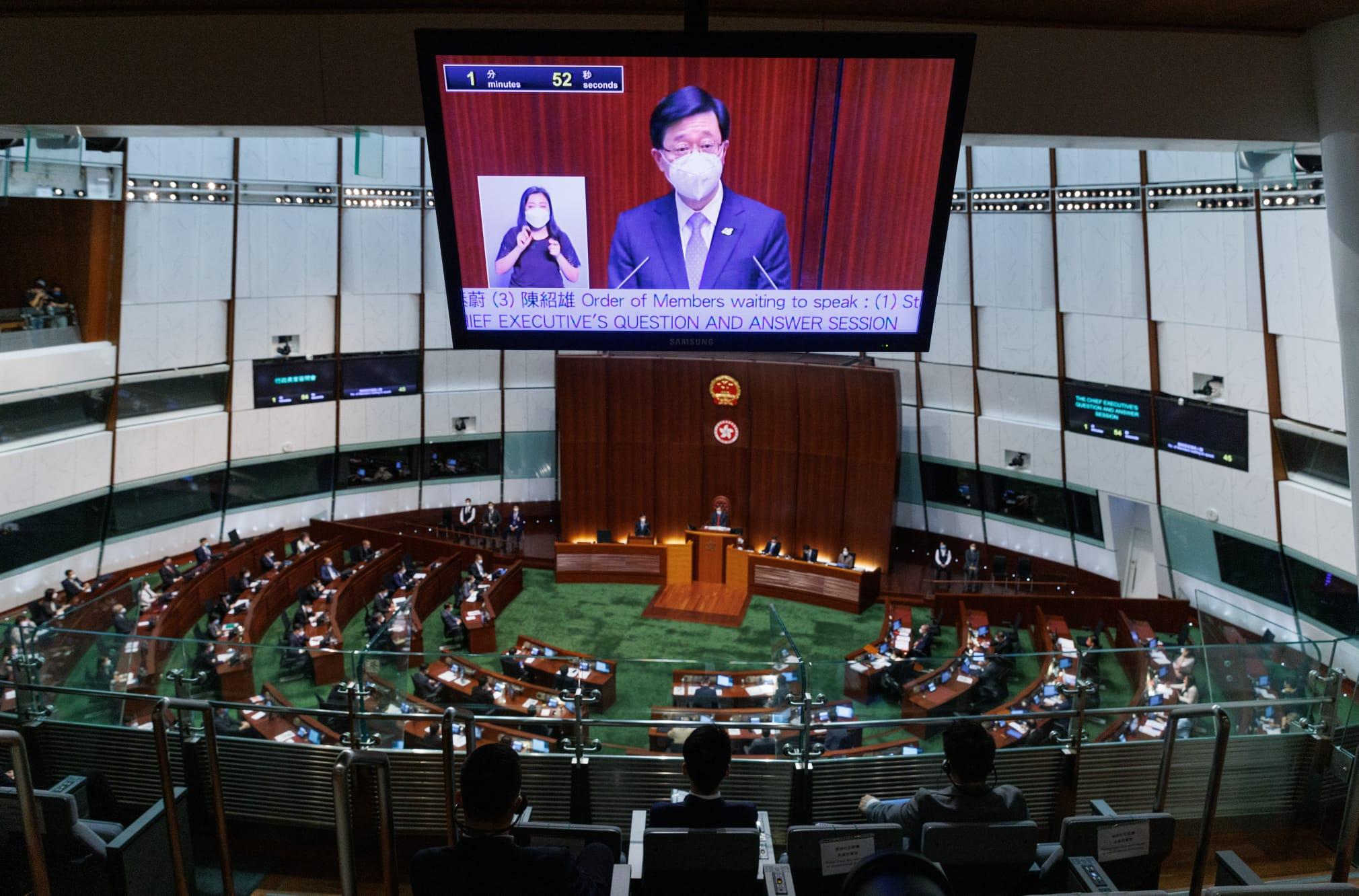 行政長官李家超上任後首次出席立法會答問會。