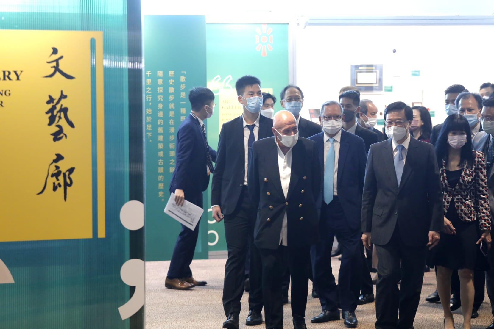 行政長官李家超今日出席書展開幕禮。(林俊源攝)