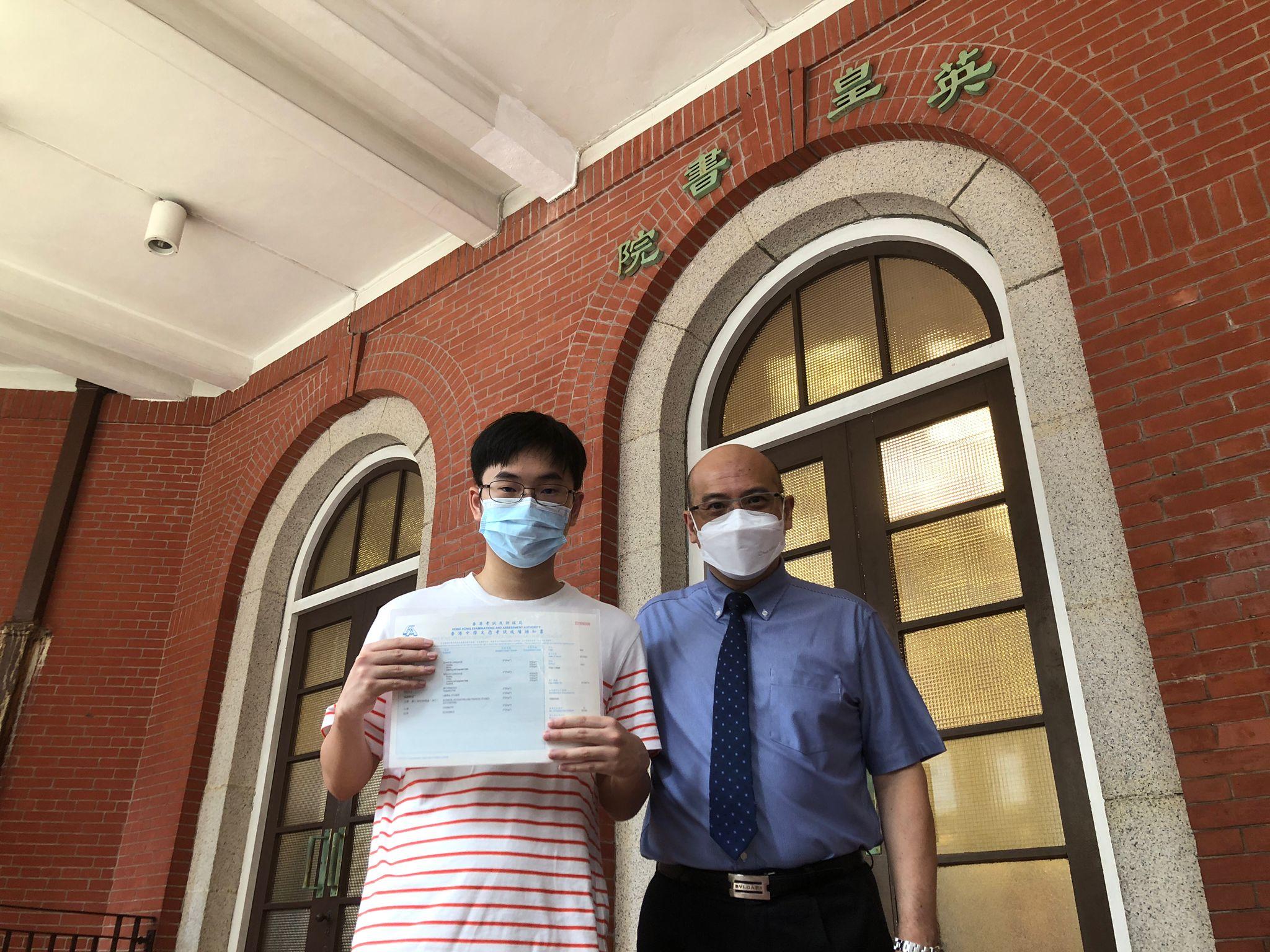 英皇「狀元」甘仲軒有意升讀本地醫科,留港發展。(黃玲燕攝)