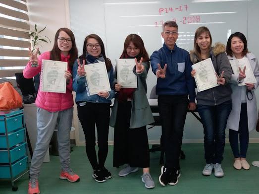 吳淑賢自幼立志成為醫護幫助別人,期間努力進修。(家屬提供圖片)