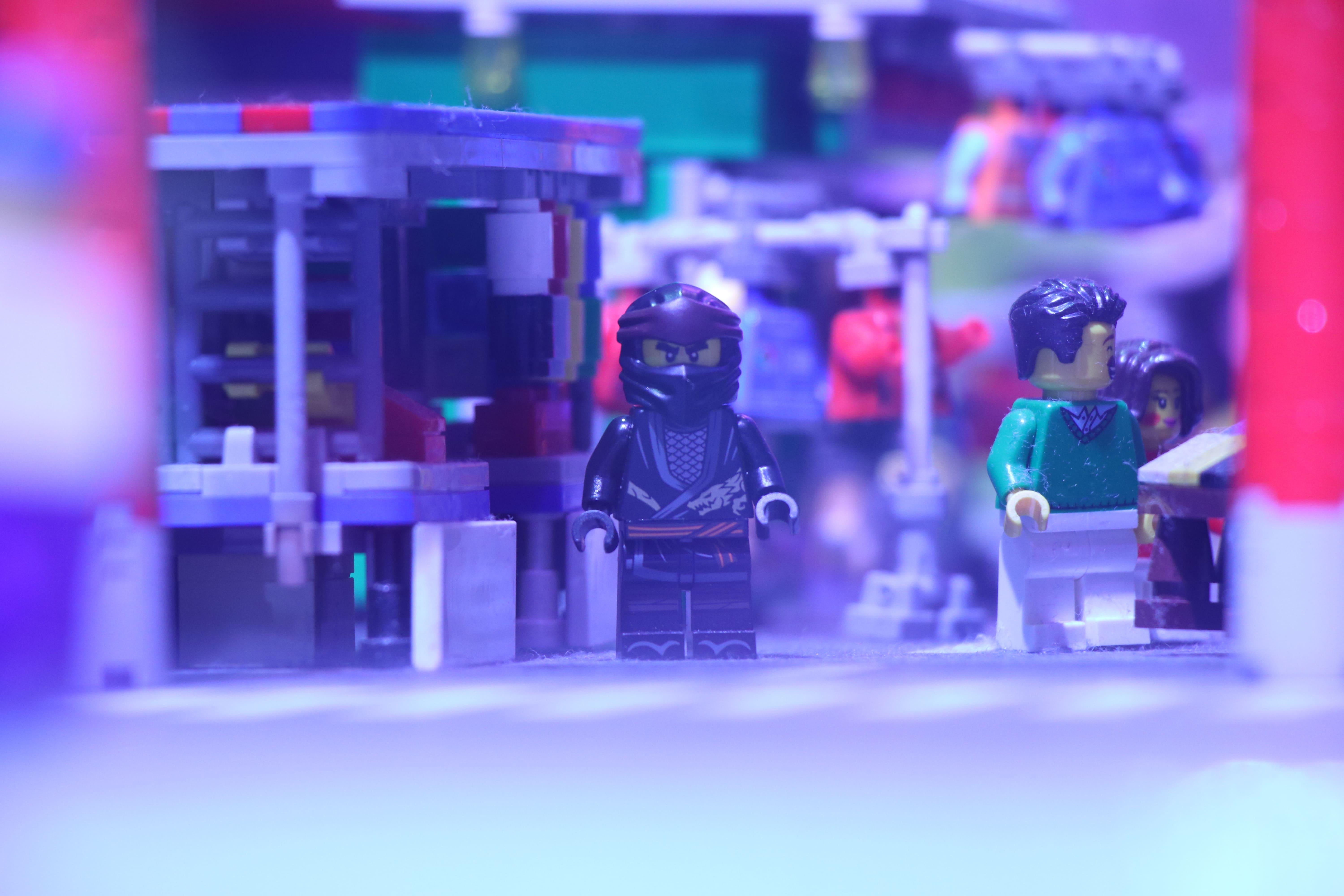 考驗兒童把六位旋風忍者的匿藏之處全都找出來。