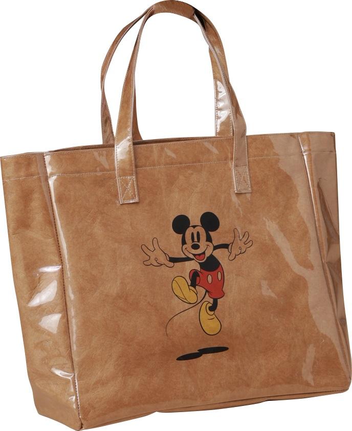 凡購買任何商品,即可以港幣$300 加購「米奇造型復古 PU 袋」乙個。