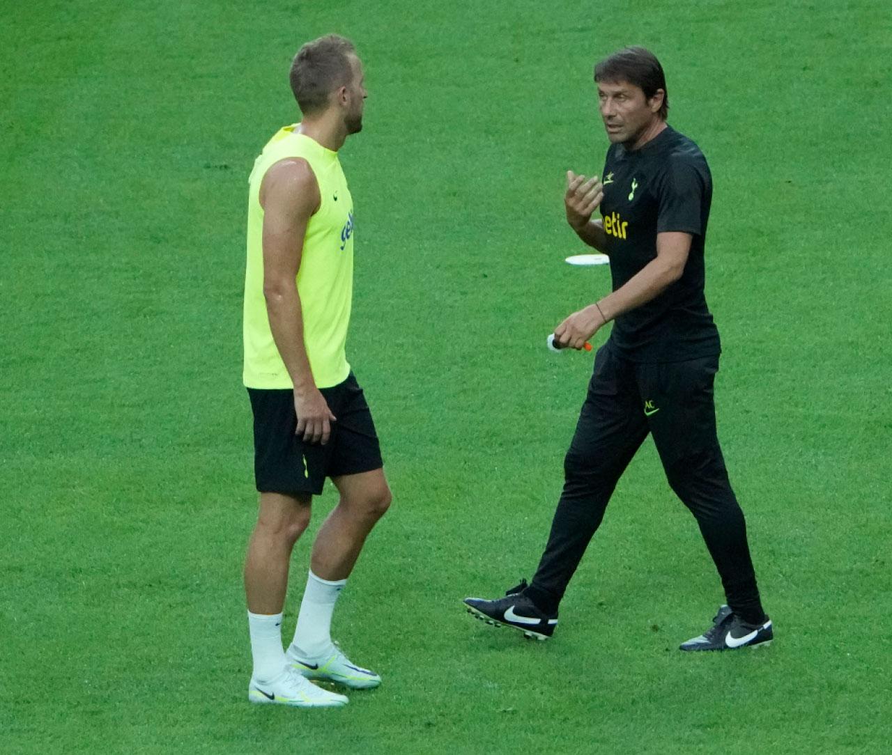 熱刺練兵鬥韓職 干地大讚孫興民