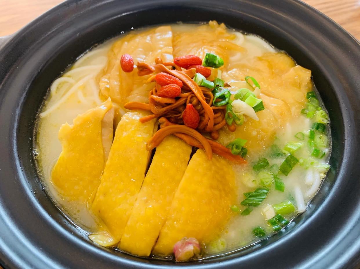 原作養生湯米線主打無味精養生湯。(Facebook @originnoodlehk)