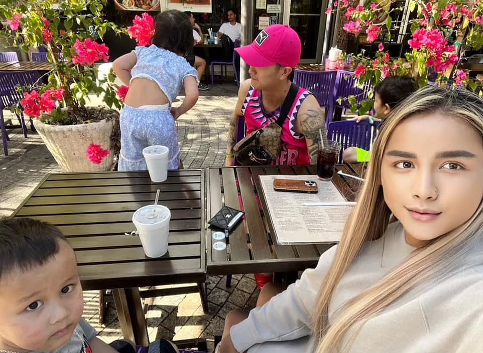 Kos一家。(互聯網)