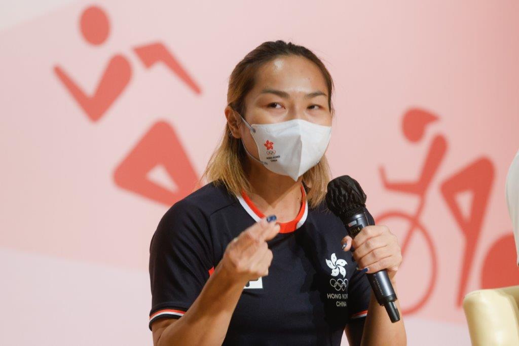 特區政府公布一年一度的授勳名單,授勳和嘉奬的人數創新高共有890人。