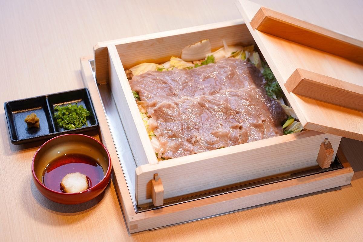 山形縣產 A5和牛 味蔵特製蒸ShabuShabu鍋($798)