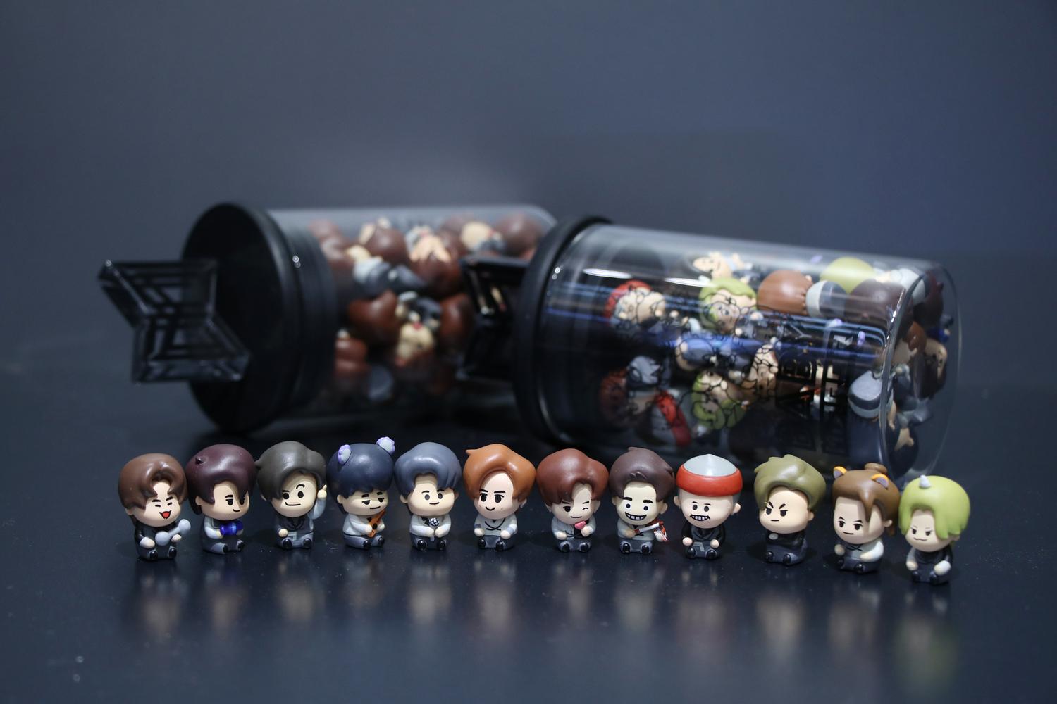 大家可以親手揀選喜愛的BABY MIRROR成員公仔。