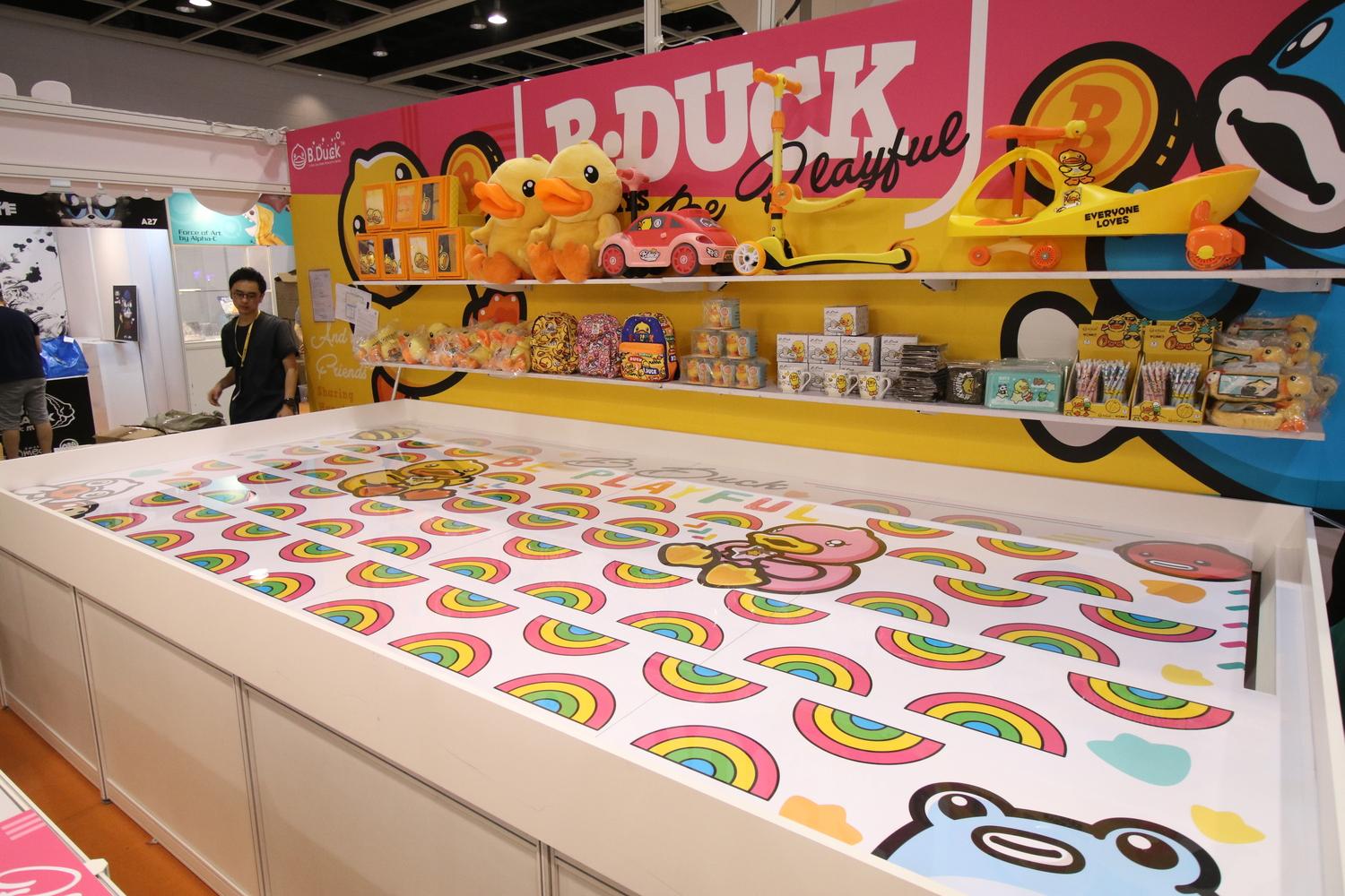 B.Duck攤位