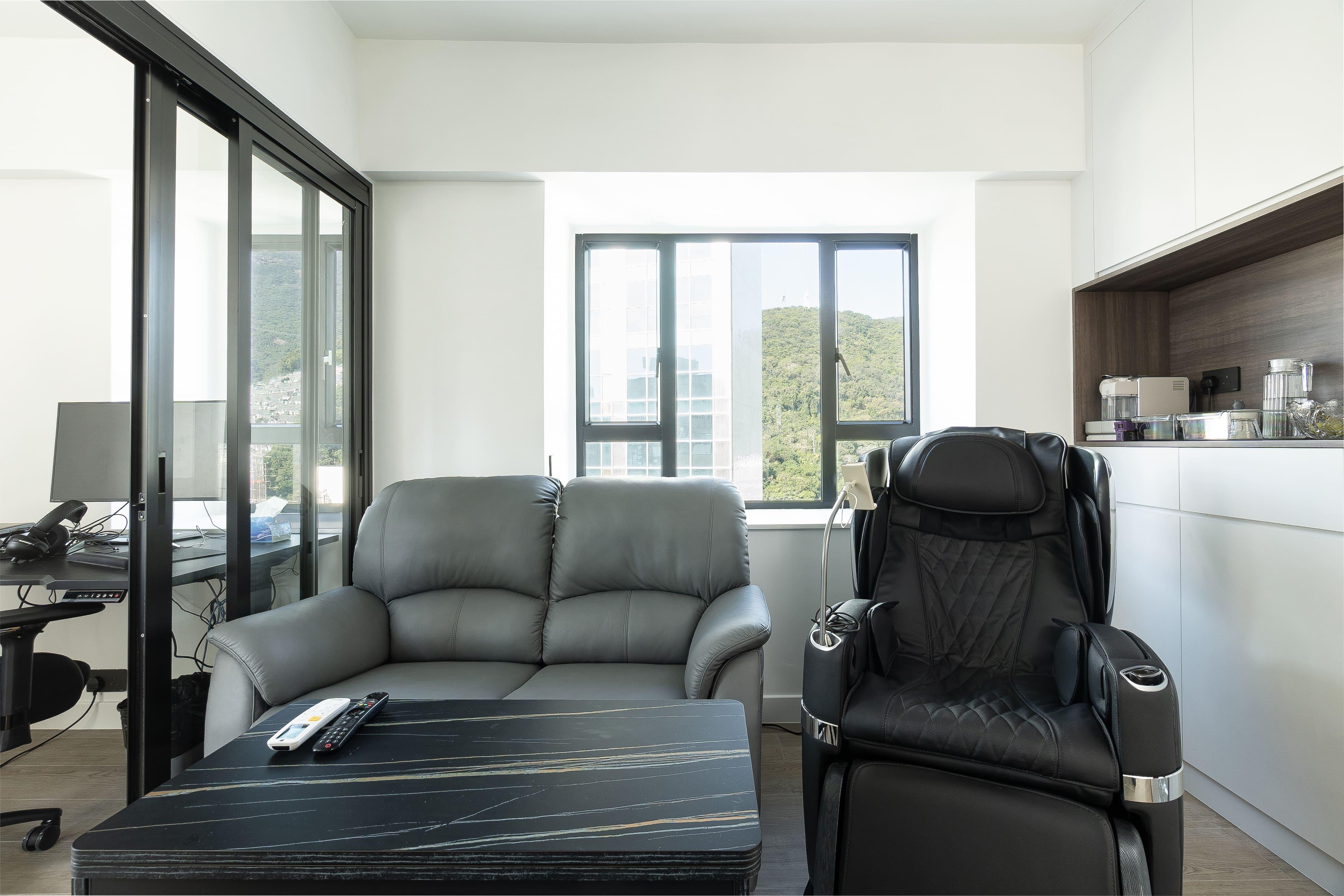 選擇全幅玻璃做間隔,令視野更加通透