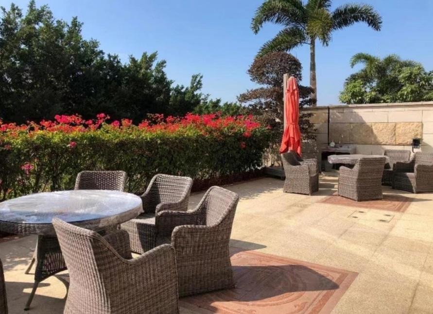 貝沙灣3期單號屋,市傳近日以招標形式沽出,成交價約近3億元,貶值約5,000萬元。