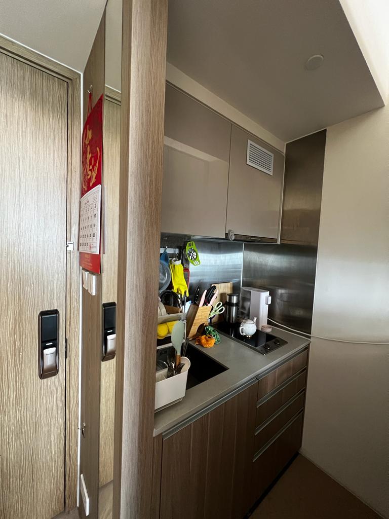 廚房小巧但五臟俱備。