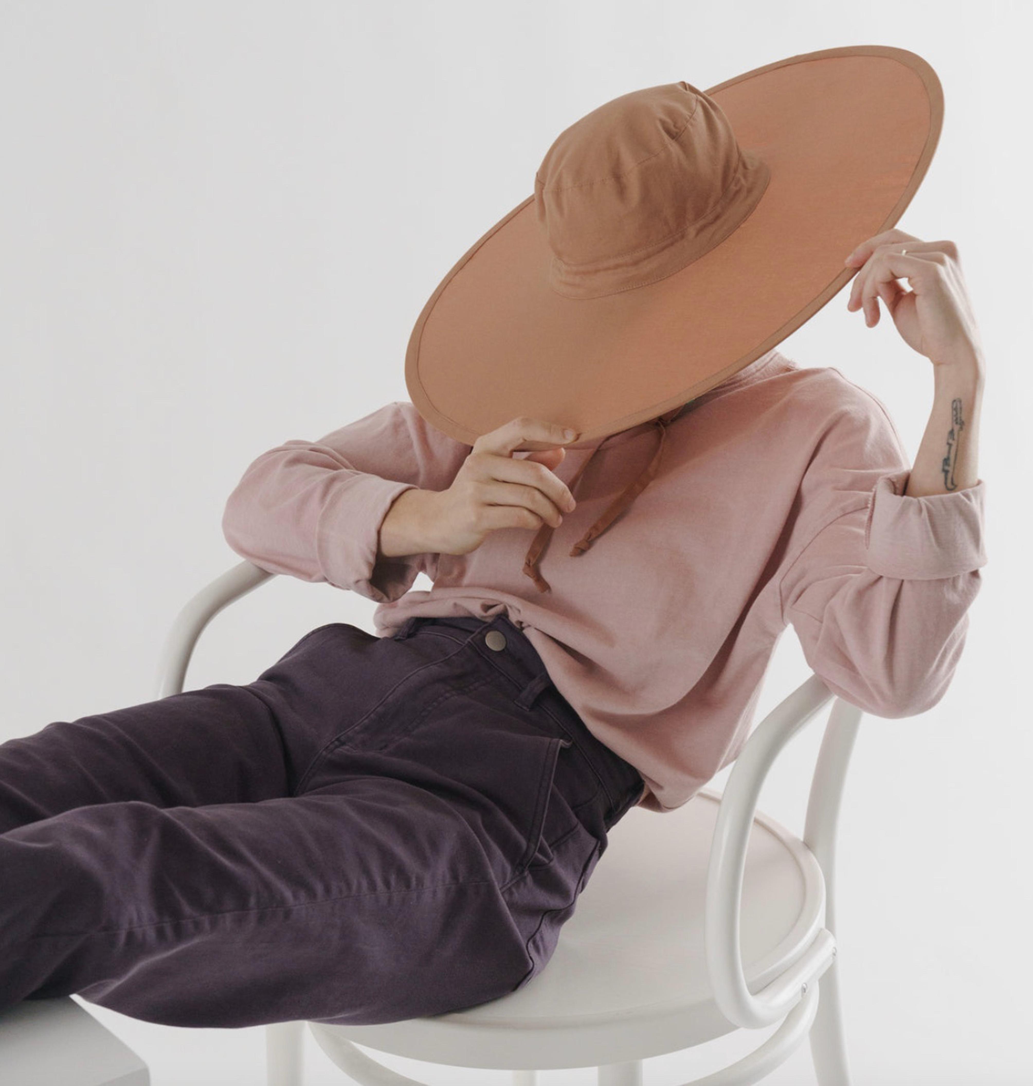 MoMA x Baggu 可摺疊式太陽帽 $298