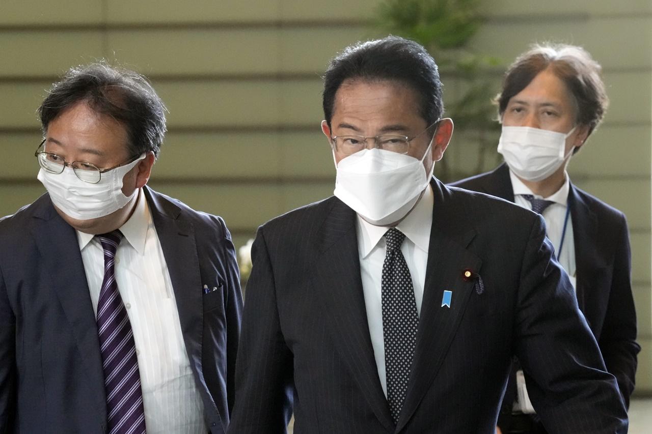 布林肯之後與日本首相岸田文雄會晤,代表美國政府對安倍辭世表達哀思。(AP)