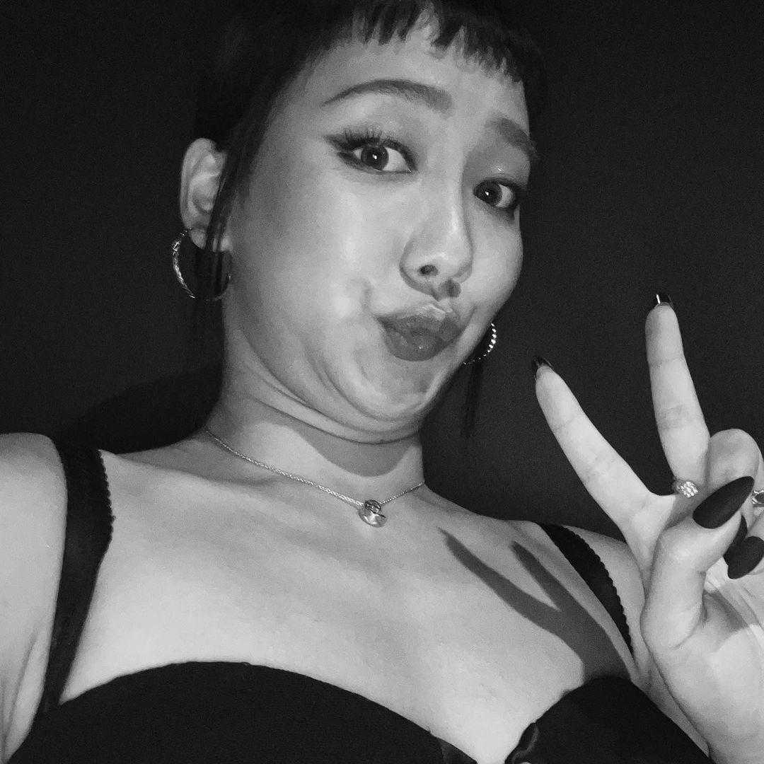 Marf的自拍照非常搞笑。