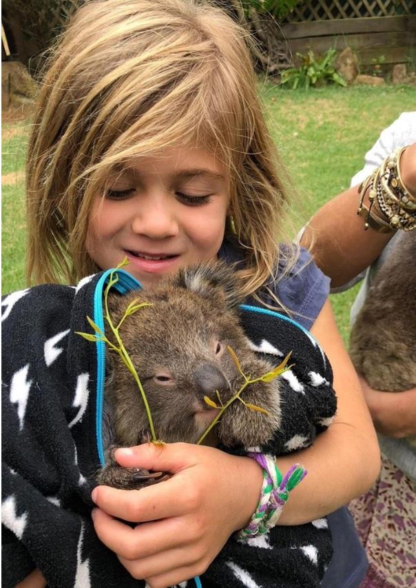 基斯咸士禾夫的女兒India演「Love」,是戲中的關鍵角色之一。