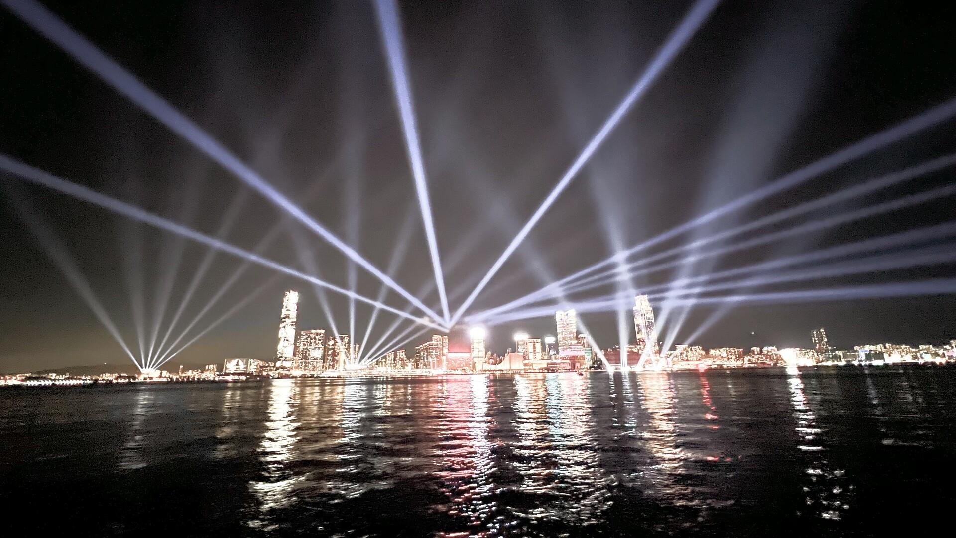 回歸25周年|今晚「維港光影匯演」如期舉行