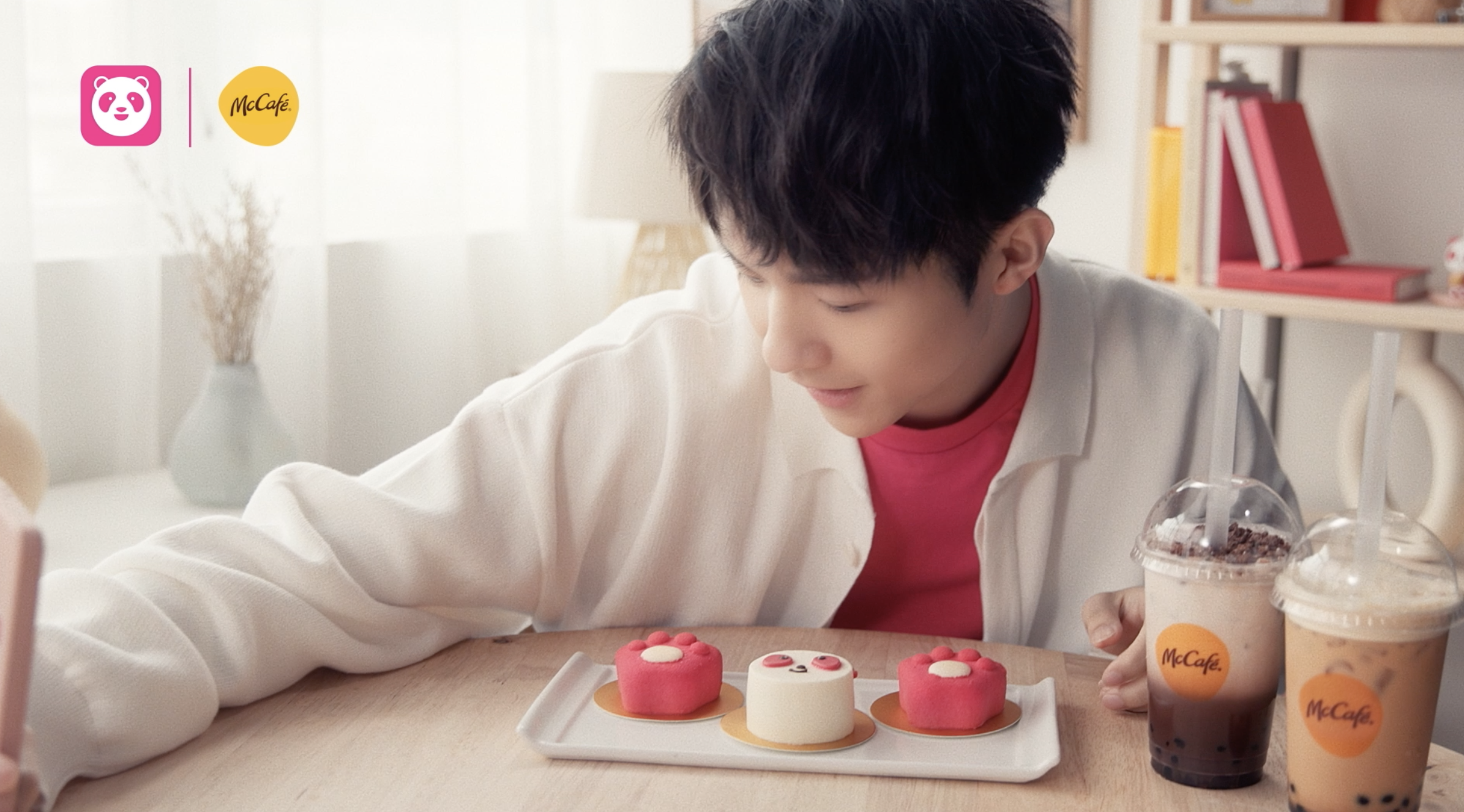 Pau-Pau和Ian將會首次以「3D立體形式」在尖沙咀海港城的大型戶外廣告版隆重登場。