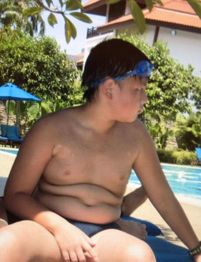 Jeffrey重提以前是個大肥仔,透露已接下幾個工作也需要Keep住腹肌形。