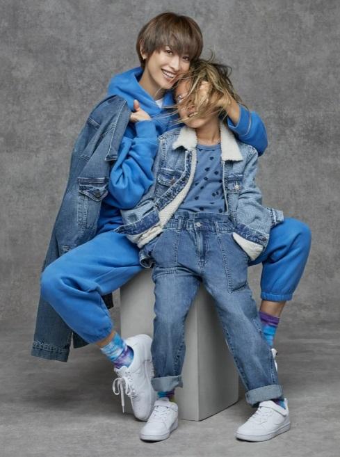 山田優為小栗旬已先後誕下四名子女,去年她更與大女一同拍時裝廣告。