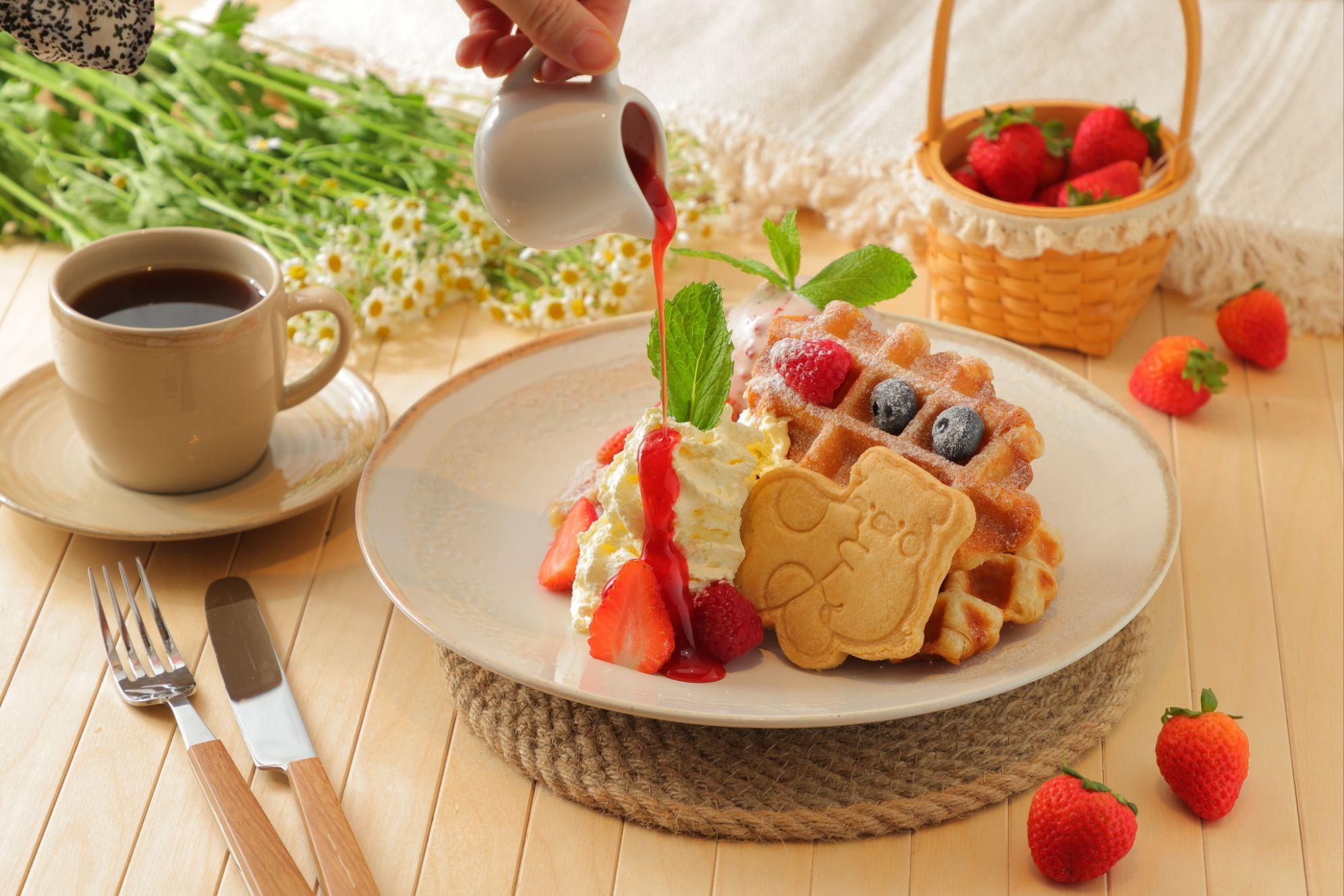 LuLu豬超鬆軟牛角包窩夫