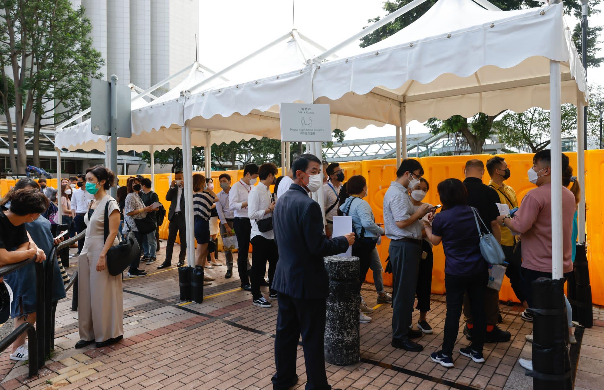 將軍澳日出康城第11期發展項目凱柏峰I,今日展開次輪銷售238伙,開售3小時已速沽219伙,銷情理想。(蘇文傑攝)