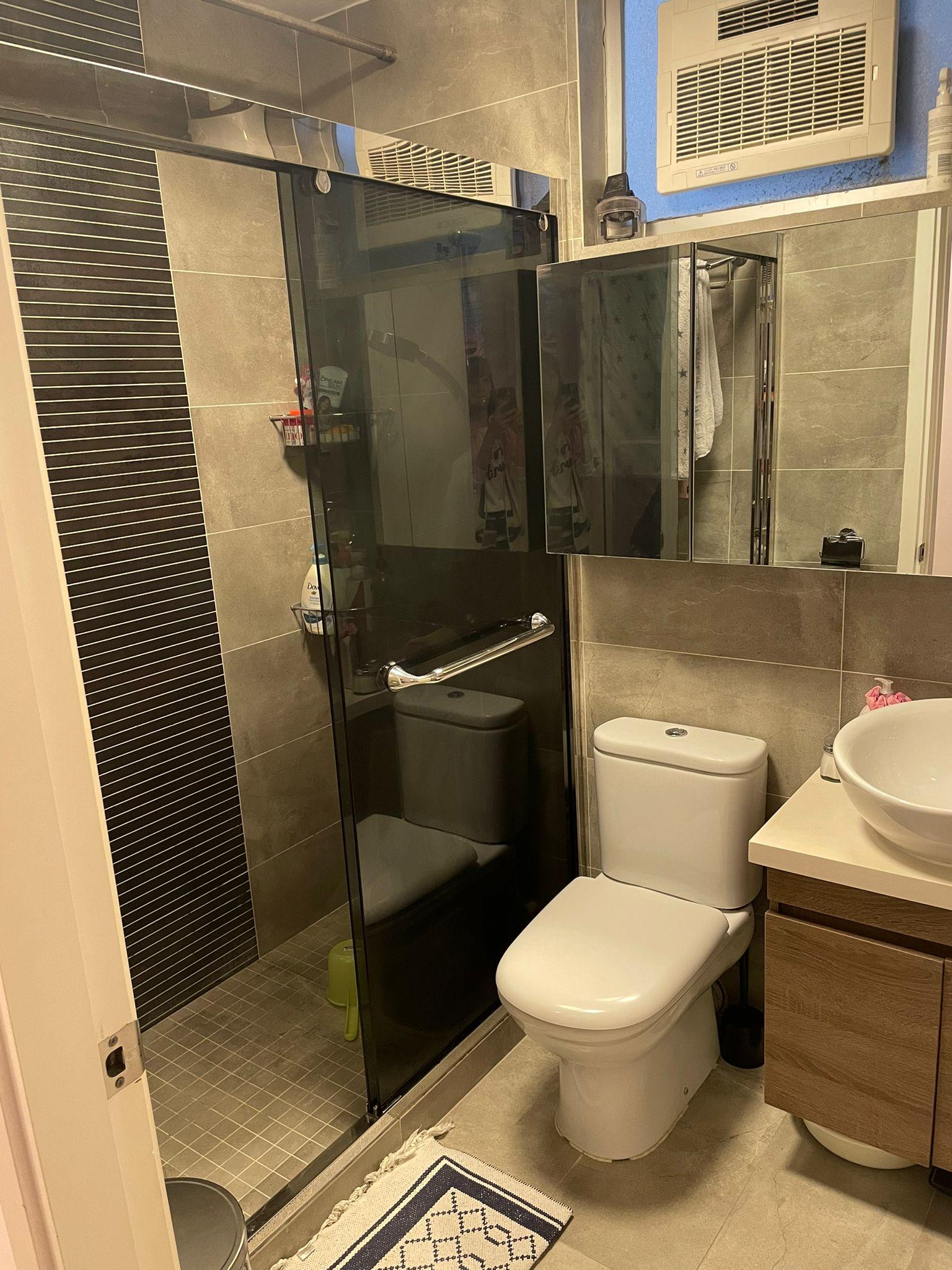 浴室裝修新淨。(代理提供相片)