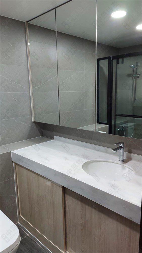 單位原則為三房,現改為兩房套戶間隔。(代理提供相片)