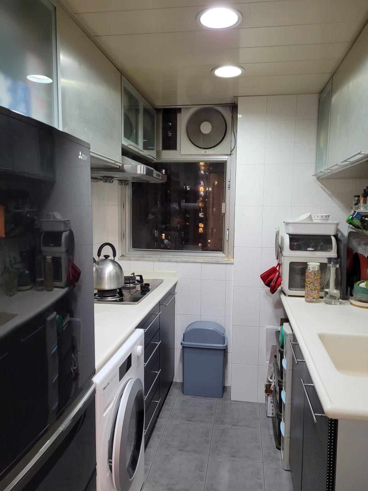 廚房配套尚算新淨。(代理提供相片)