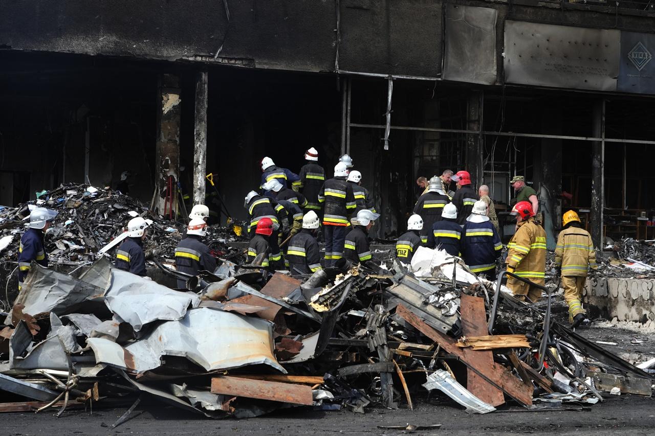 俄轟炸文尼察23死逾百傷。(AP)