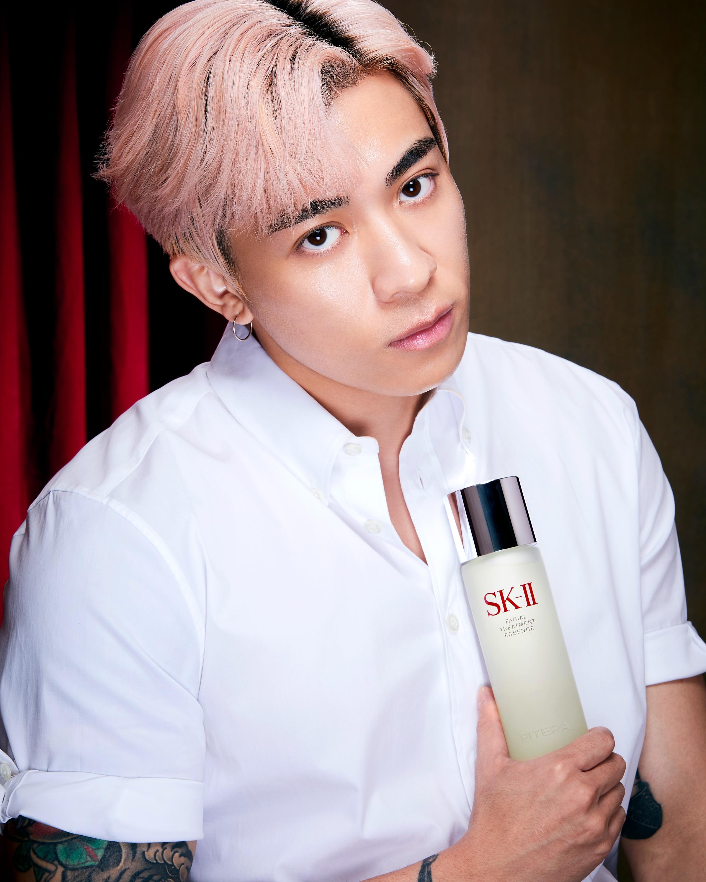 神仙水幫助減緩環境壓力對肌膚造成的影響,即使在肌膚最脆弱時,也能迅速幫助肌膚恢復到理想狀態,煥發晶瑩剔透肌。