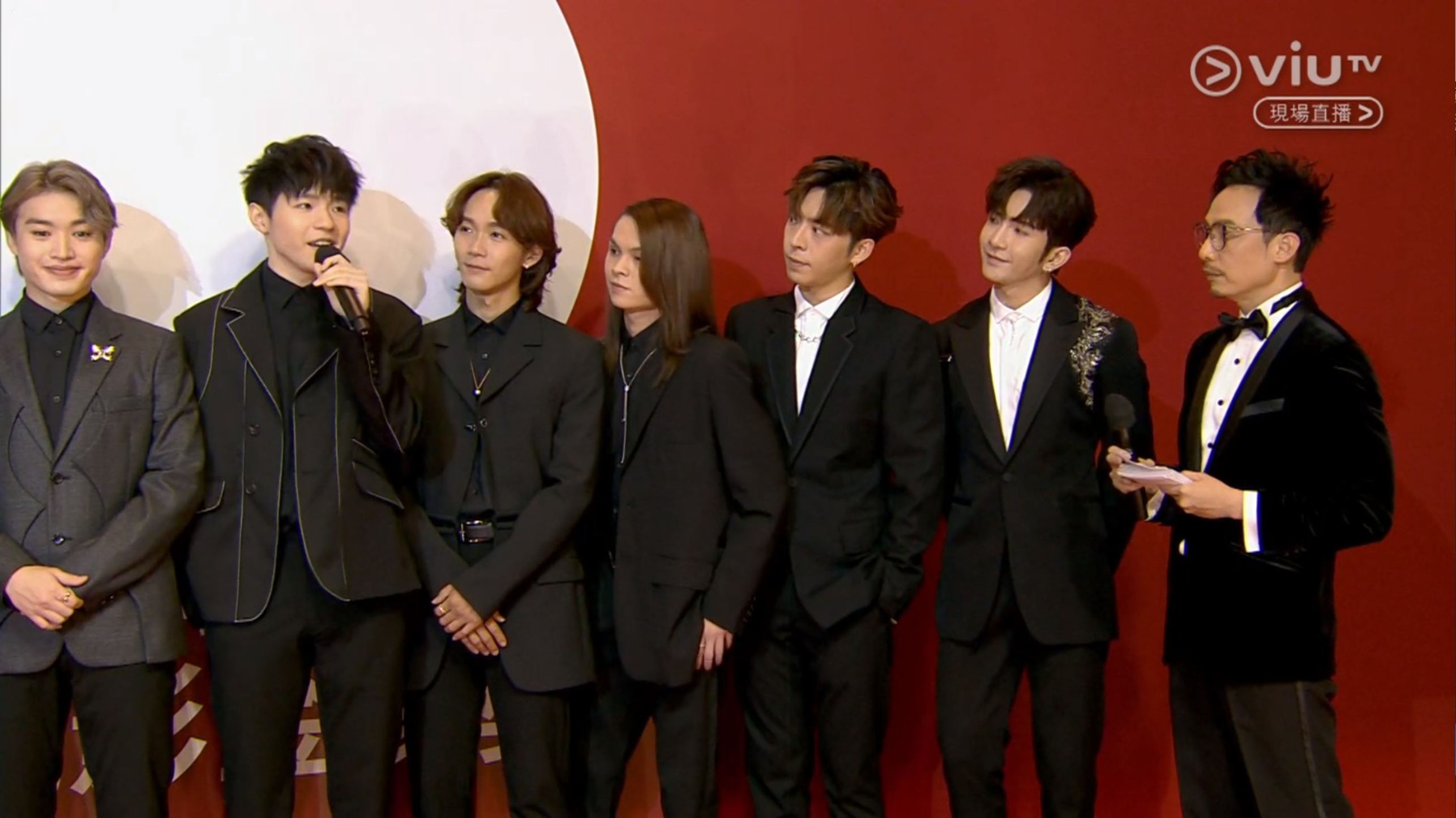 MIRROR擔任金像獎表演嘉賓。