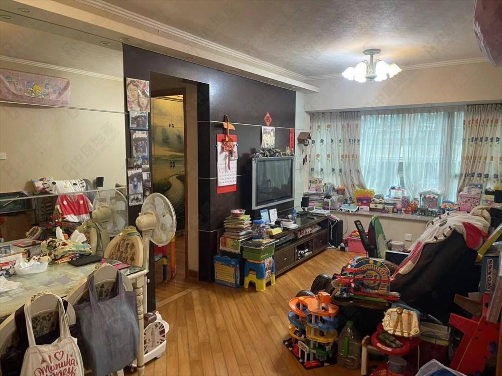 二手成交|有相!將軍澳業主劈200萬沽三房 代理:較上月同類賣平1球