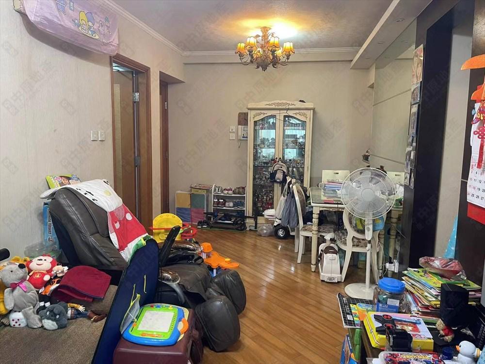 二手成交|有相!將軍澳業主劈200萬沽三房 代理:較上月同類賣平1球