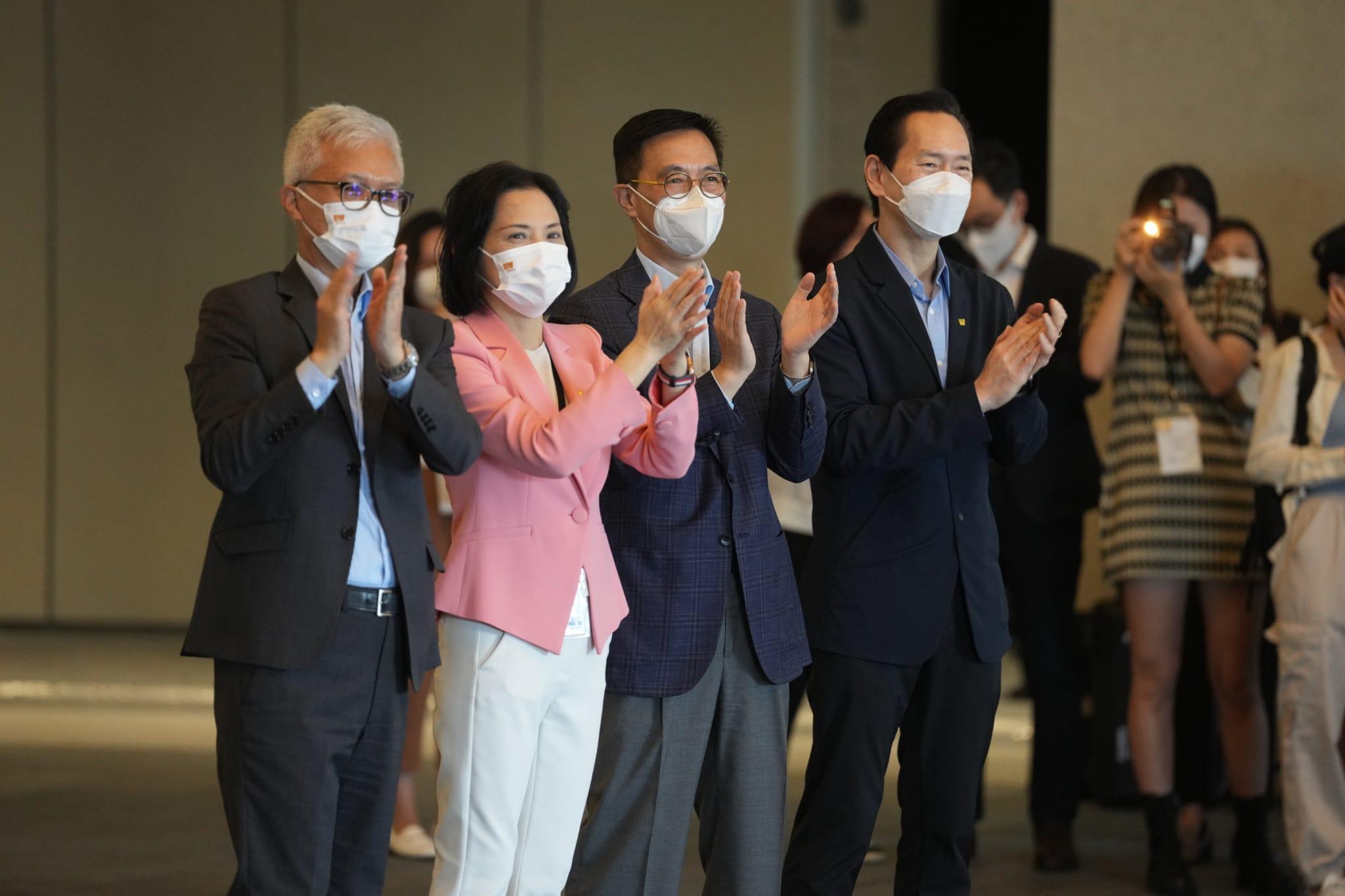 故宮文化博物館|今早開放 有市民穿古著入場