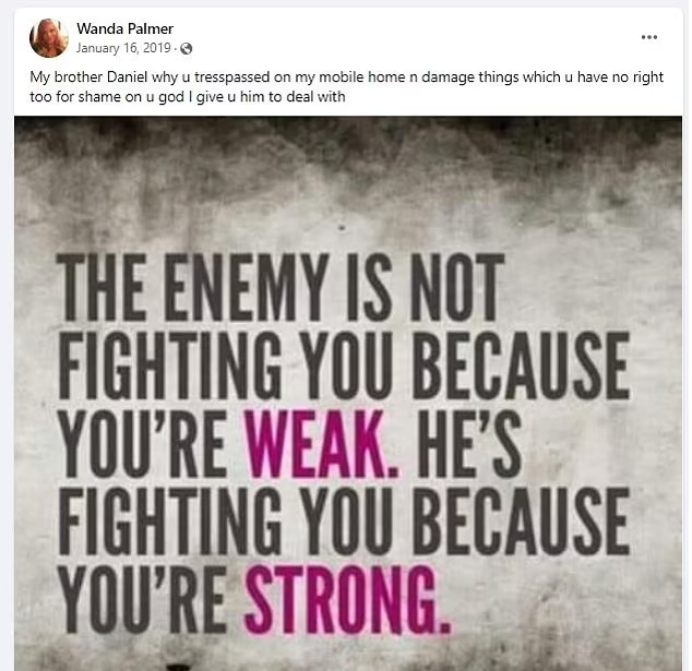 案發前一年,Wanda曾在網上斥責兄長擅闖她寓所。(互聯網)