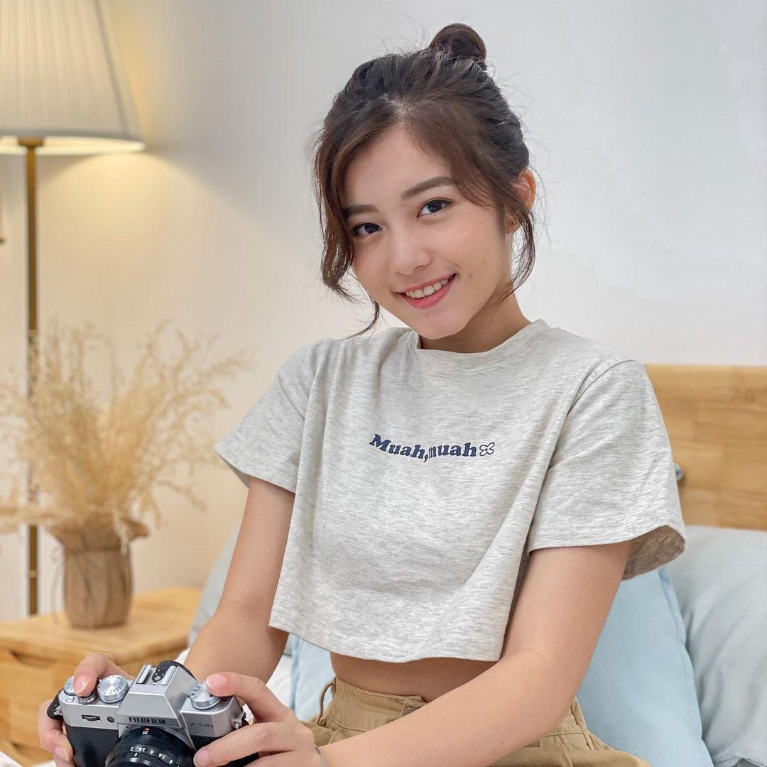 MC新歌《老派約會之必要》今日派台 18歲Hazel做新任「賦女郎」