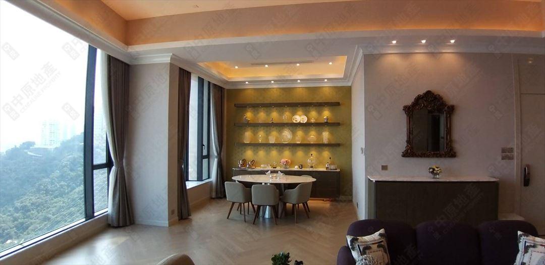 山頂道8號2座中層B室大廳。(代理提供相片)