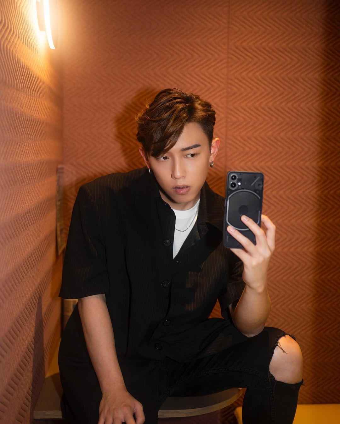 MC新歌《老派約會之必要》都口碑不俗。