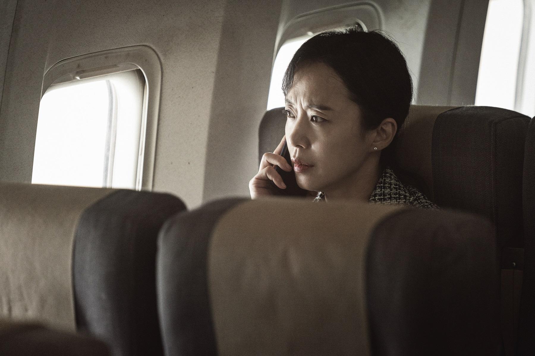 全度妍是演跨部門應變中心的決策主管。